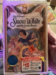 SEALED Walt Disney's Masterpiece SNOW WHITE Exclusive Deluxe Video Edition VHS - Picture 1 of 2