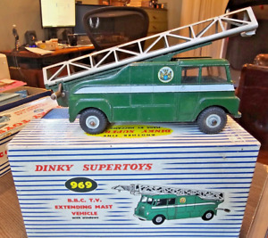 Vintage Dinky England 969 BBC B.B.C TV Extending Mast Vehicle, Original Box