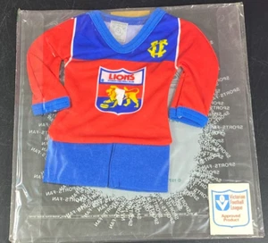 Mini camiseta deportiva 1977 Brigitte Breyer Lions Fitzroy Football Club VFL - Imagen 1 de 13