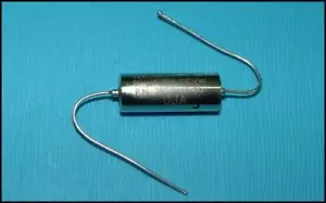 5 PZ NUOVO Tektronix 285-0640-00 Condensatore di temporizzazione assiale 0,01uF 300VDC - Foto 1 di 1