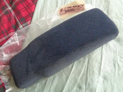 OEM GM 12533231 1997 1998 1999 CADILLAC DEVILLE SEVILLE CONSOLE LID ARM REST NEW - Image 1 of 4