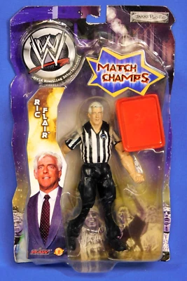 WWE MATCH CHAMPS RIC FLAIR EN ÁRBITRO EQUIPO JAKKS 2002 NUEVO EN TARJETA ÁSPERA Foto 1 de 4