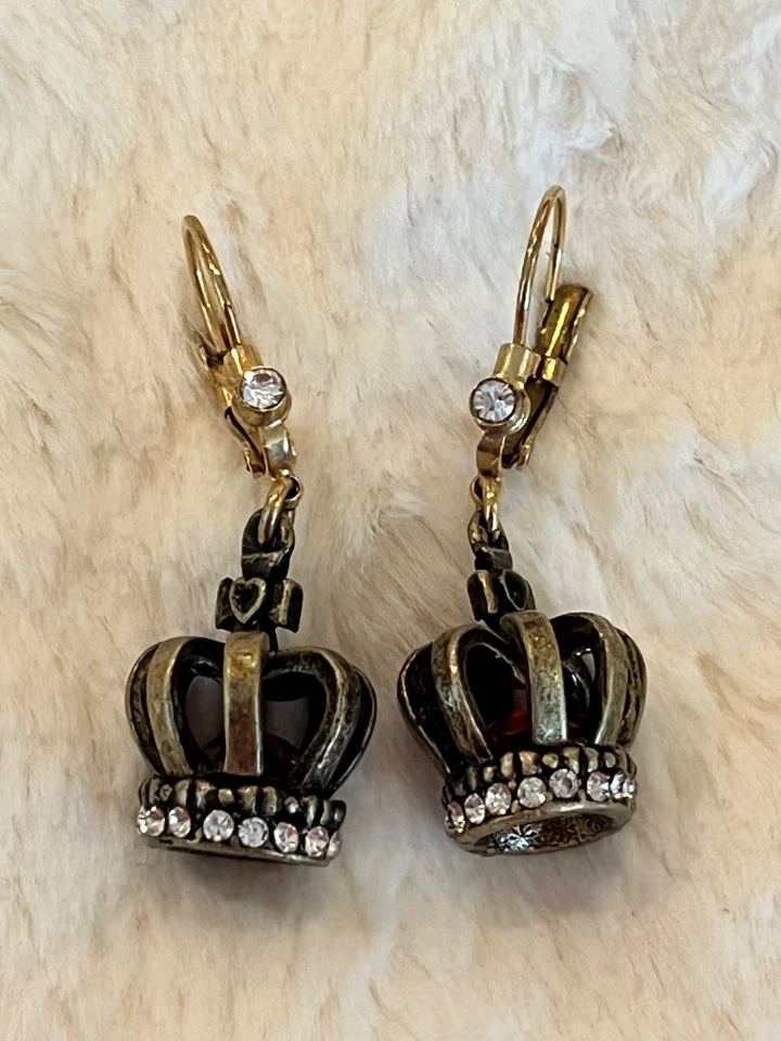 Pendientes perforados BETSEY JOHNSON vintage corona bronce rubí rojo real joya Foto 1 de 4