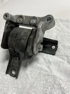 2022 MITSUBISHI OUTLANDER SPORT GASOLINE ENGINE MOUNT MOTOR ++ - Image 1 of 4