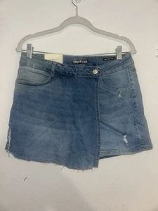 Sweet Look Denim Skort Size Large (43) - Picture 1 of 5