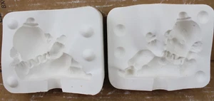 Keramik Stülpform 2 Stück Schachtel liegend Clown Zirkus Figur 113 Guss Guss - Bild 1 von 7