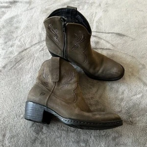 Botas al tobillo bordadas cortas bordadas para mujer Born 8 39 vaquero - Imagen 1 de 6