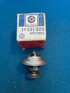 AC DELCO ENGINE THERMOSTAT 131-225 FORD, JAGUAR & LOTUS MODELS NOS - Picture 1 of 2