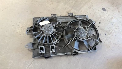Used Engine Cooling Fan Motor fits: 2007 Pontiac Torrent Fan Assembly 3.4L thru Foto 1 de 4