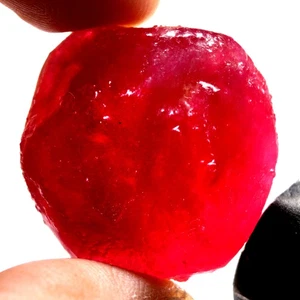 140.25Ct. Natural Gemstone Ruby Rough Pinkish Red Large Size! Mine Mozambique - Picture 1 of 7