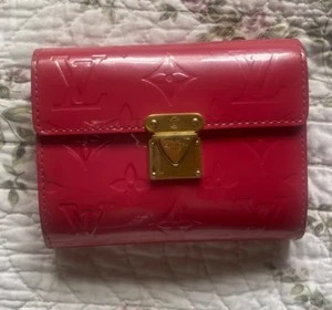 Pink Louis Vuitton Patent Leather Purse/Wallet - Excellent New Condition! - Picture 1 of 5