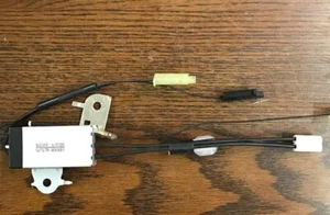 2015 2016 2017 TOYOTA CAMRY ANTENNA AMPLIFIER 86300-06160 - Picture 1 of 3