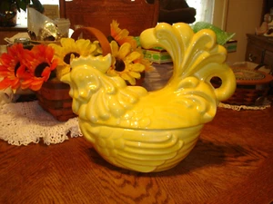 Red Wing USA Pottery Rooster Master Casserole Dish 249 Yellow Vintage 1940's - Picture 1 of 8