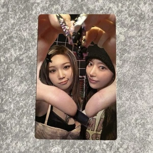 CHAEWON & SAKURA LE SSERAFIM DIFERENTE Unidad Oficial Foto tarjeta ver. B - Imagen 1 de 24