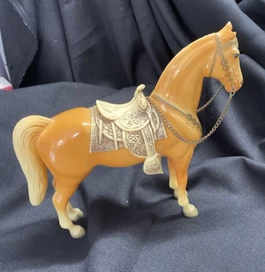 Vintage Breyer Western Pony - Palomino with Reins & Saddle - Picture 1 of 7