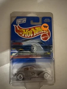 HOT WHEELS-1936 CORD 2000 TREASURE HUNT SERIES-Collector 051 - Picture 1 of 2