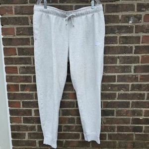 Nike Women' Birch Heather/White Club Fleece Joggers Pants DQ5191-141 XL - Picture 1 of 7