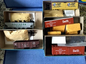 Lot Of 5 HO Scale Athearn Blue Box 40Ft Hopper, Refrigerator, Reefer Car Asst RR - Picture 1 of 2