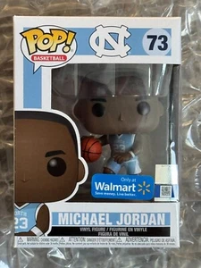 Funko Pop! Camiseta deportiva de baloncesto Michael Jordan UNC local Walmart + protector premium - Imagen 1 de 7