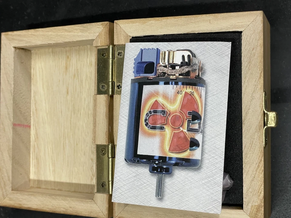 NEW TRINITY COBALT SPEC 9T BRUSHED MOTOR RC PARTS VINTAGE RC CAR NOS TRI10065 - Image 1 of 4