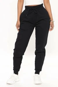 Fashion Nova "Stole Your Boyfriend's Oversized Jogginghose" Schwarz Größe M Neu mit Etikett - Bild 1 von 5