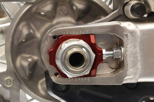 Works Red Aluminum Elite Axle Block Pair for Honda CRF450R 02-20