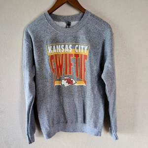 Taylor Swift Sweatshirt Kansas City Chiefs  Size Small Swiftie Football Kelce 87 - Picture 1 of 11