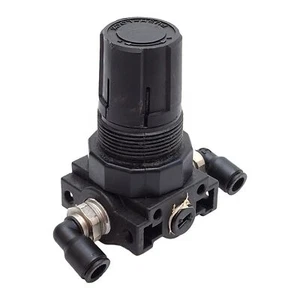 Parker R25-02C Pneumatic Regulator, 0-125psig Set, 150psig Supply, ø1/4in P2C - Picture 1 of 8