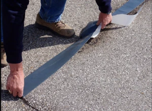 Driveway Crack Filler Asphalt Crack Repair Quik Joint Tape 50' x 2" inch 8 Rolls - Picture 1 of 3