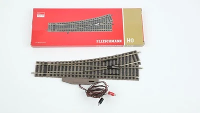 Fleischmann H0 6170 W Left Hand Turnout with Electric Drive 18° R 647 200 mm (in - Image 1 of 3