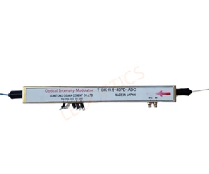 Sumitomo T.DKH1.5-40PD 40G QPSK niedriger Antriebsvolt LN Intensitätsmodulator Dual Modell - Bild 1 von 5