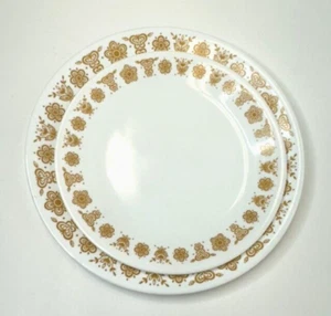 Vintage Lot of 2 CORELLE Corning GOLD BUTTERFLY 8.5" & 10.25" White Plates - Picture 1 of 5