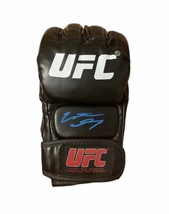 Nate Diaz signierter UFC-Handschuh COA-fest Foto 7 - Bild 1 von 8
