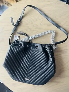ALDO Bucket Bag Women OS Black Striped Faux Leather Lined Adjustable Chain Strap - Picture 1 of 8