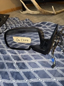 2006 Chevrolet Silverado 1500 Driver Left Power Mirror OEM Used 3626737 - Picture 1 of 3