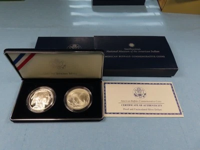 2001 AMERICAN BUFFALO COMMEMORATIVE SILVER DOLLAR SET PROOF + UNCIRCULATED COINS - Image 1 of 4
