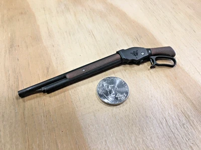 Hot Toys DX10 Terminator 2 Judgment T800 action figure's 1/6 Shotgun Only - Image 1 of 4