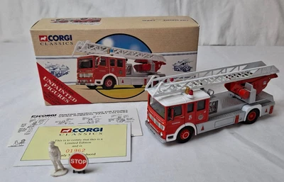 Corgi Classics AEC Turntable Ladder New Zealand Fire Engine 1:50 Scale #97361 - Image 1 of 4