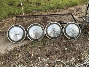 Vintage Car Van Ford Motor Company 15" Hubcaps Lot Of 4 - Picture 1 of 14