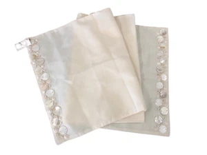 STRISCIA CENTROTAVOLA RUNNER ECRU' CON CONCHIGLIE E MADREPERLA CM 120 X 38 - Imagen 1 de 3
