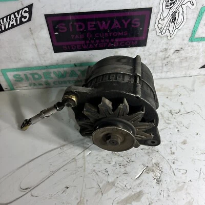 81-83 Datsun 280zx Alternator & Tensioner Arm L28 - Image 1 of 4