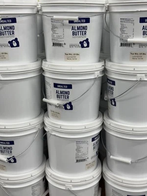 Cubo de mantequilla de almendras de 15 lb Foto 1 de 4