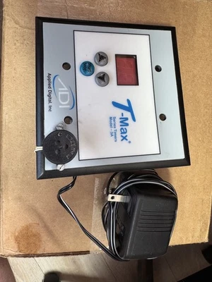 TANNING BED T-MAX 型号 3A 定时器翻新带可选 T-MAX 定制机  — 第 1/4 张图片