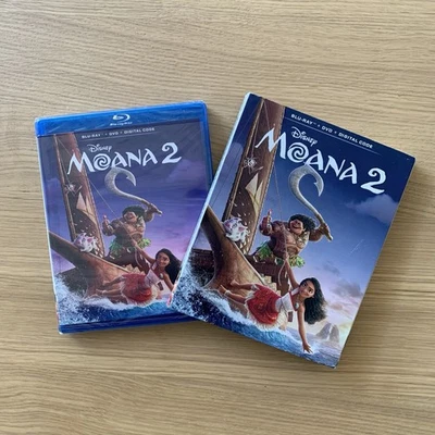 DISNEY BLUE RAY ~ MOANA 2 (2024) **NEW** SLIPCOVER ~ DVD DIGITAL CODE - Image 1 of 4