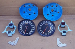 72 73 74 C3 CORVETTE SPEEDOMETER & TACHOMETER SET 1974 1973 1972 - Picture 1 of 3