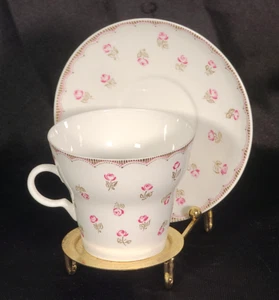 Vintage Russian Lomonosov ROSES Teacup & Saucer - Made in USSR - Stand Included - Picture 1 of 18