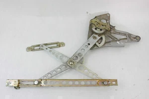 Mercedes Electric Window Regulator Front Right W123 Sedan Wagon - Picture 1 of 3