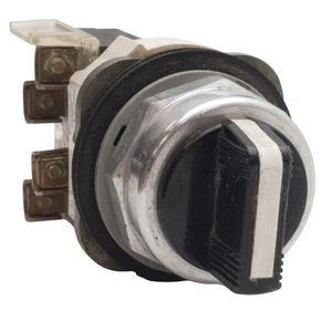 Allen Bradley 800T-J91 Wahlschalter, 3-Positionsknopf, 30 mm, Federrückstellung - Bild 1 von 8