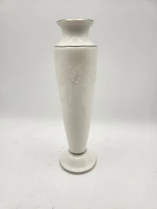 Lenox Hochzeit Versprechen Coll Opal Unschuld Muster Weiß Porzellan 8" Knospen Vase - Bild 1 von 12