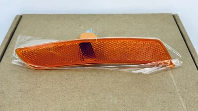 14-19 Cadillac CTS ATS 16-24 Chevrolet Camaro Front Bumper Left Side Marker OEM - Image 1 of 4